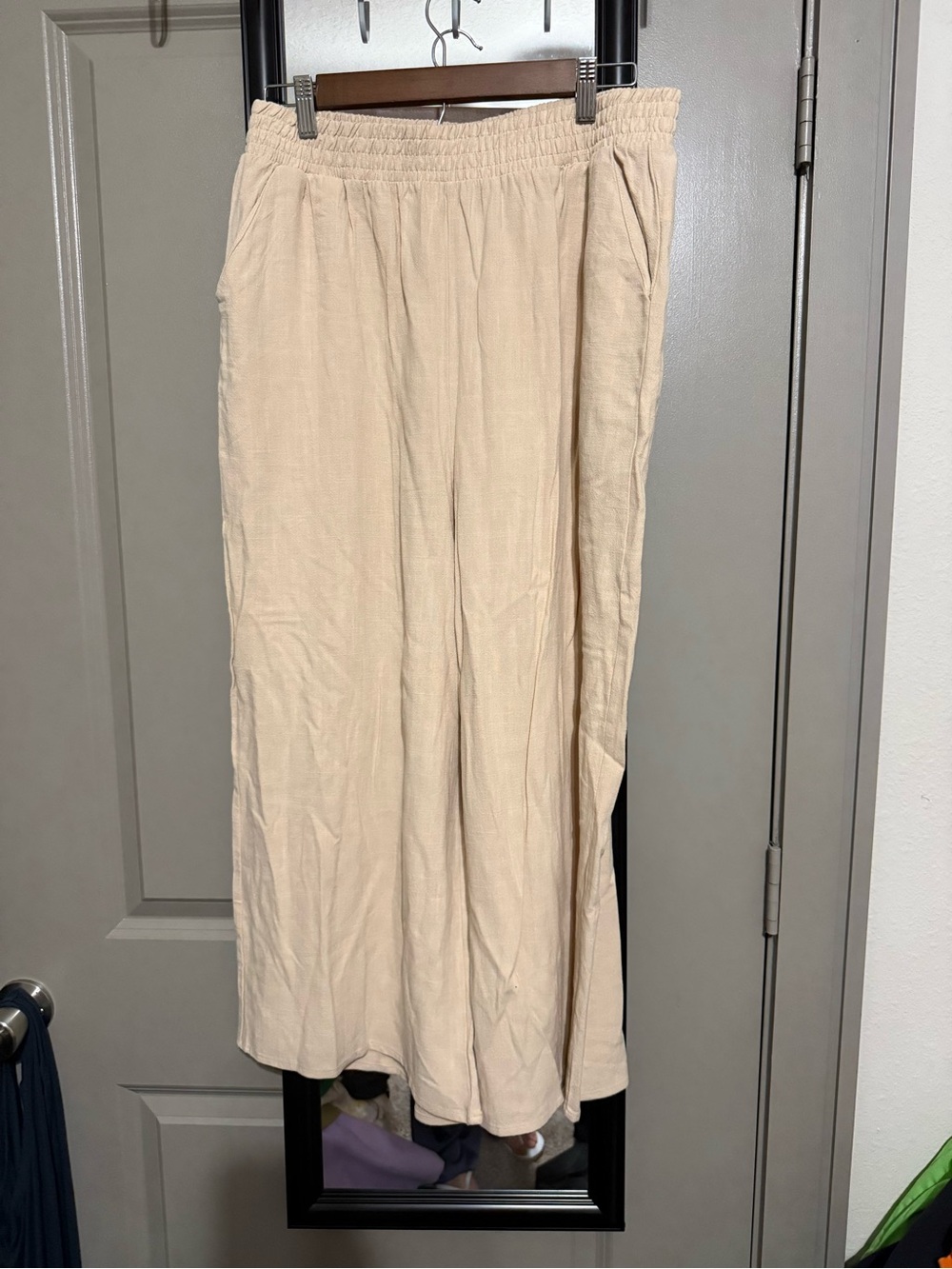 Women's Elastic-Waist Beige Pants